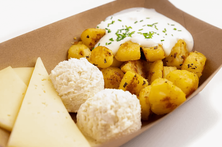 Ovčji sir in skuta s čompami